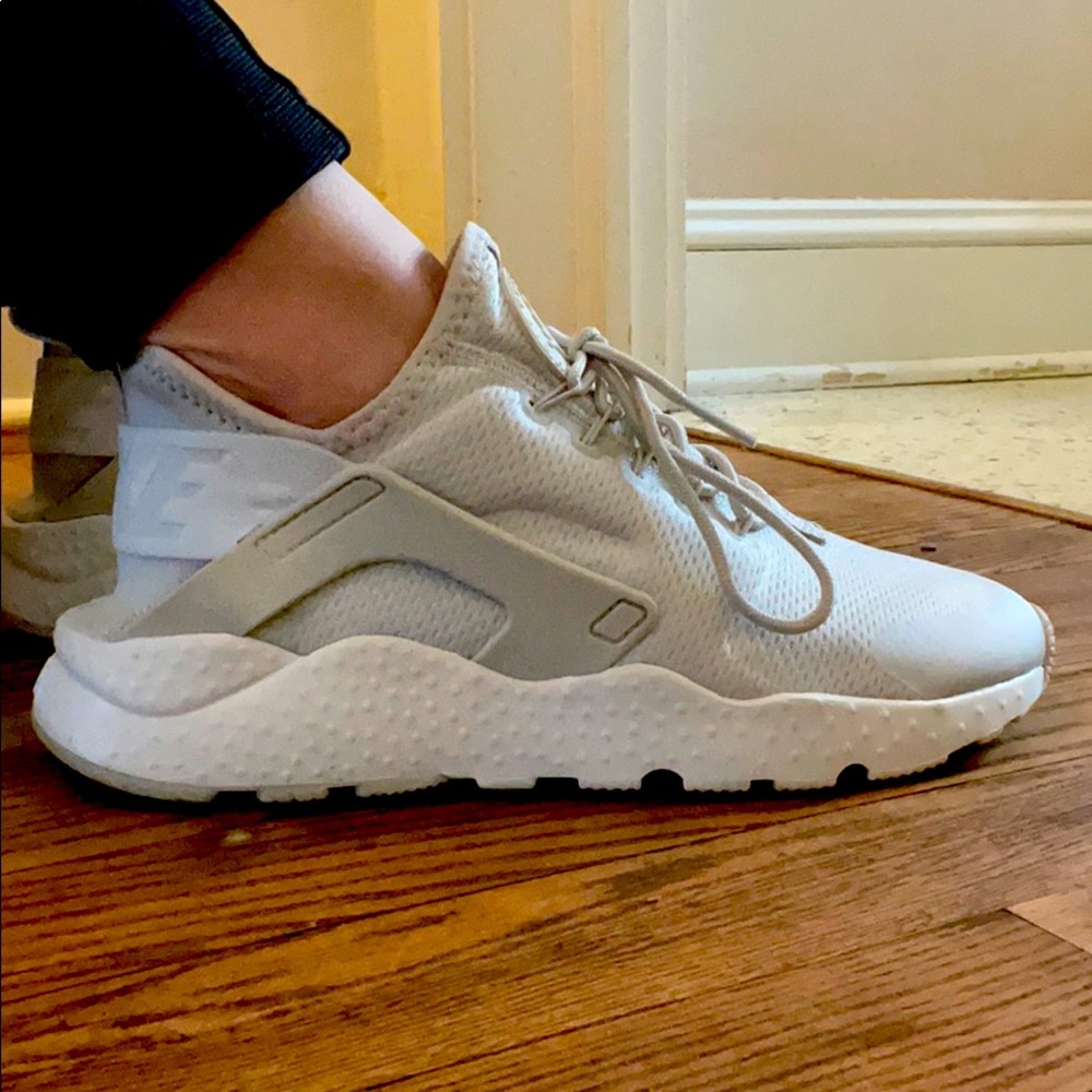 Air Huarache by Nike Women’s sneakers